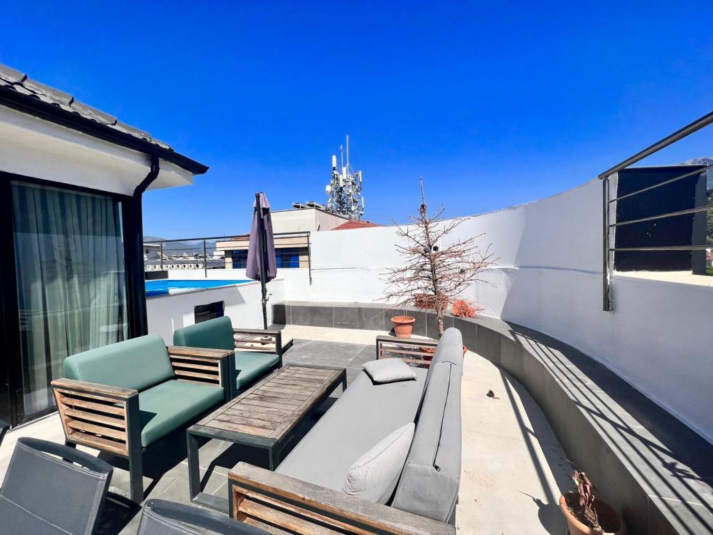 Angel Residence — 9