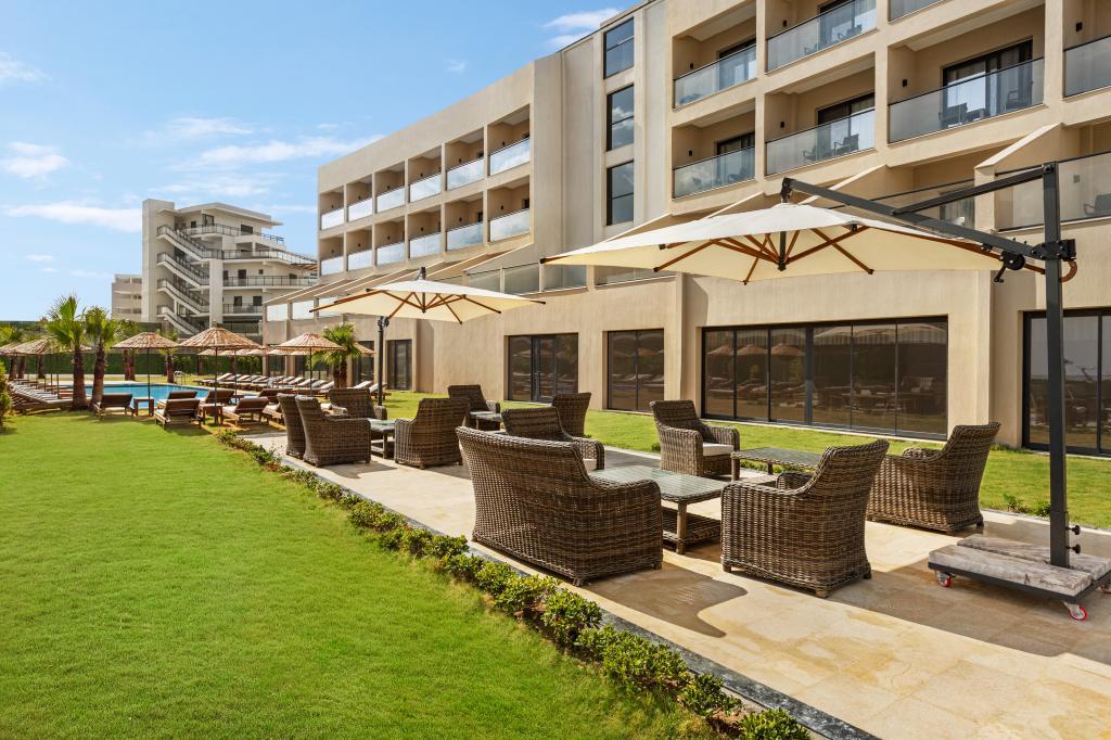 Ramada By Wyndham Çeşme — 9