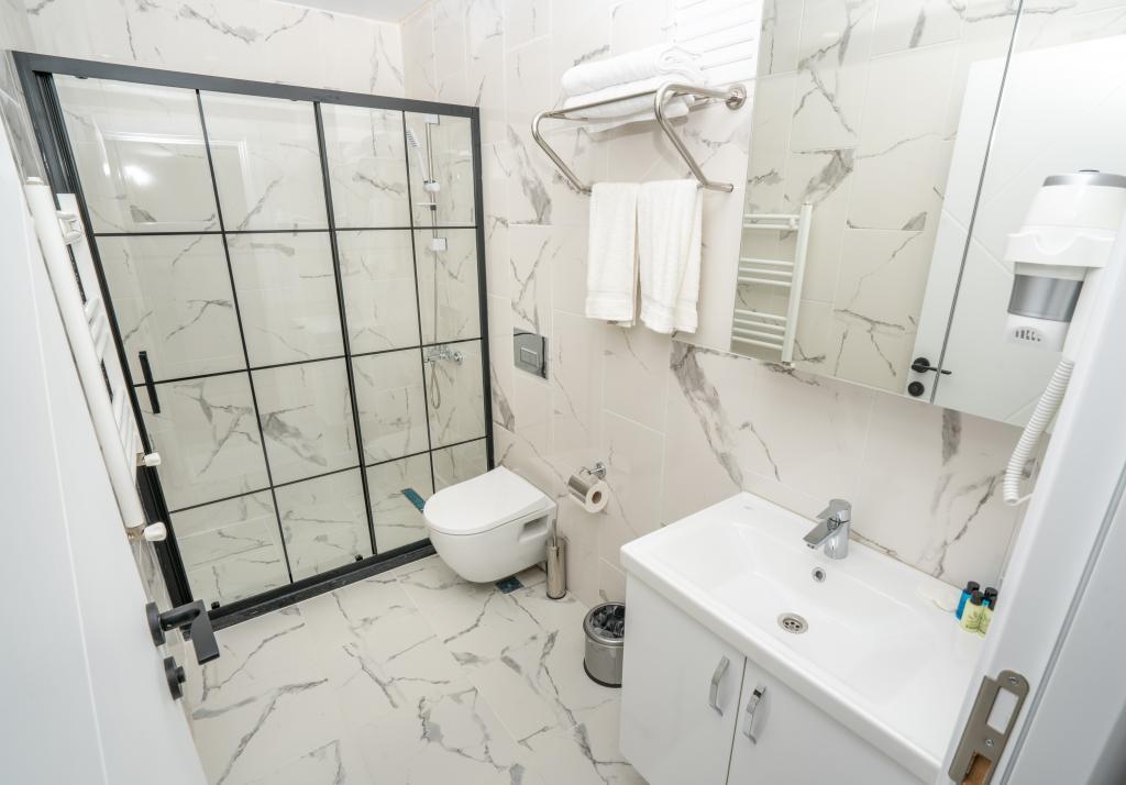 Guest Suites — 3