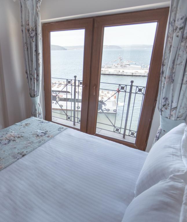 Hotel Limani — 5