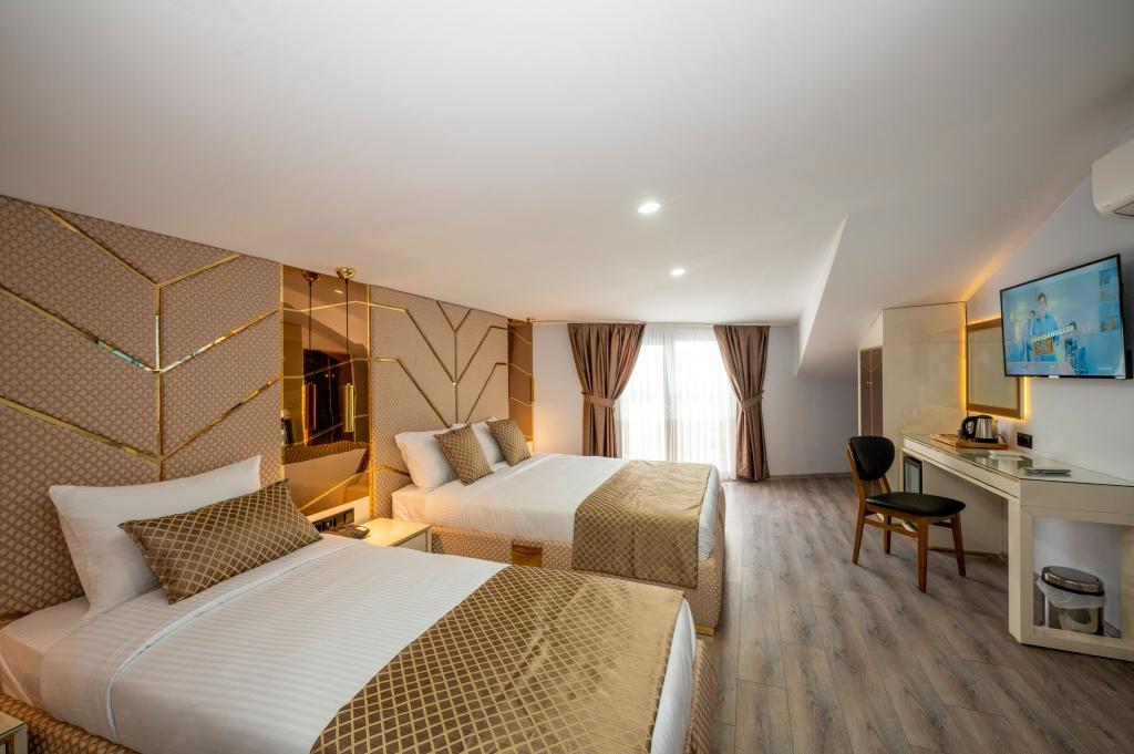 Luxury Airport Hotel — 7