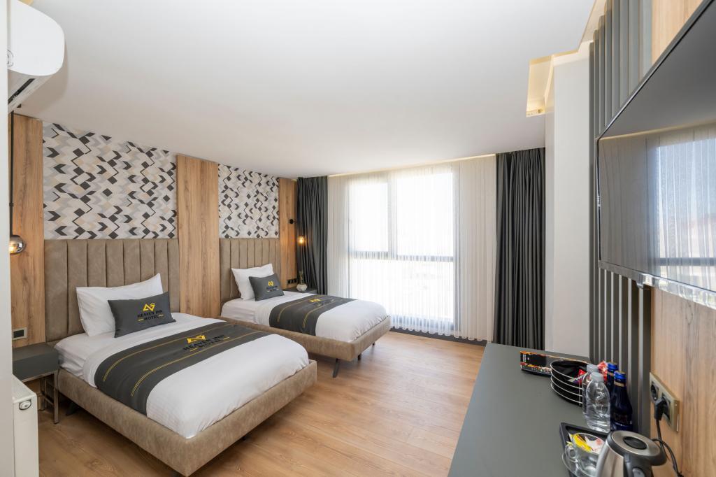 Heaven Inn Airport Hotel — 2