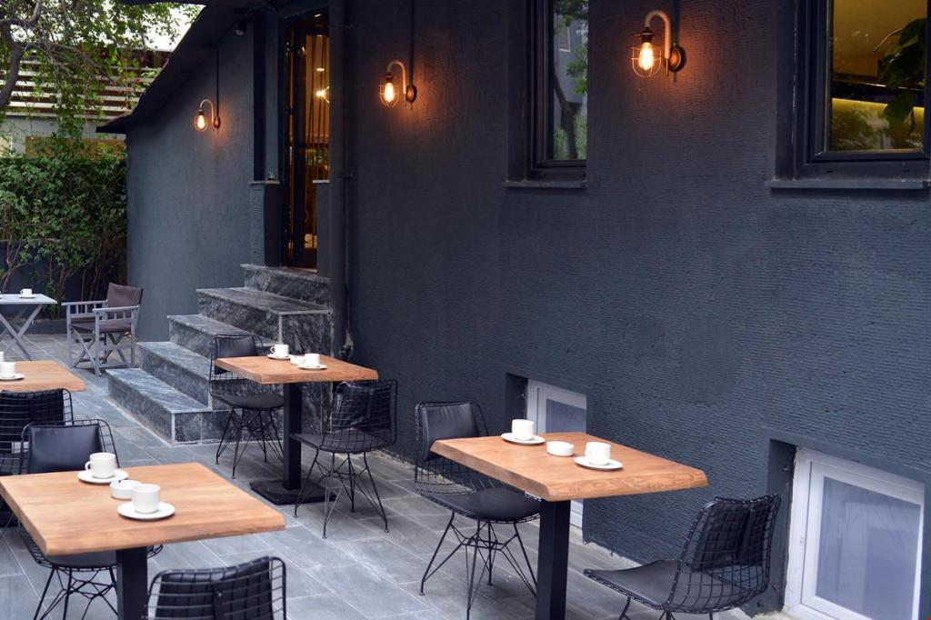 A11 Hotel Cadde — 2