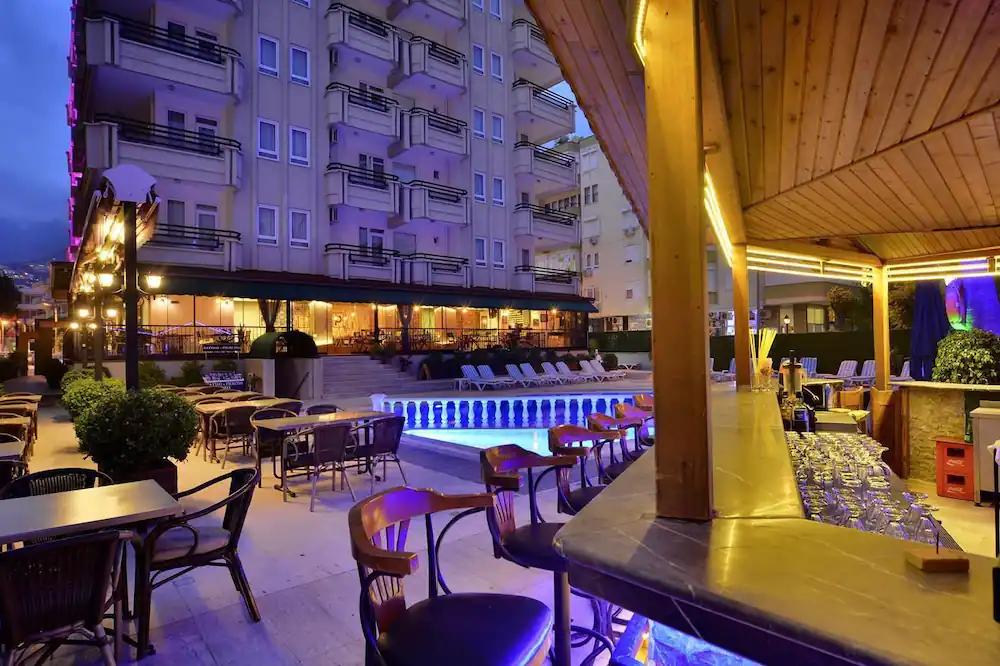 Prince Hotel — 2