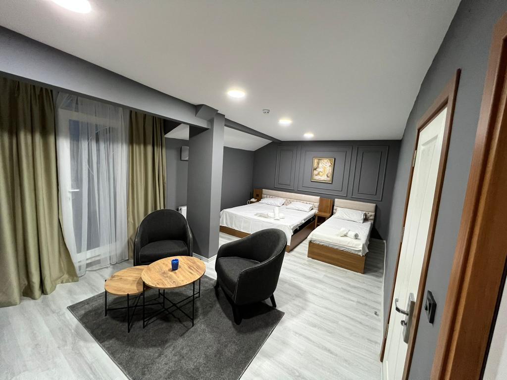 İn House Suite — 5