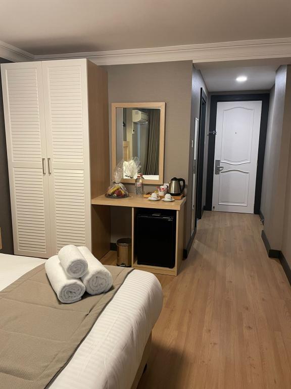 Berr Hotel — 2