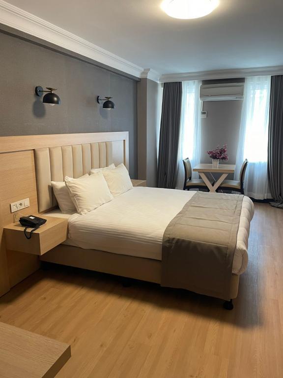 Berr Hotel — 4