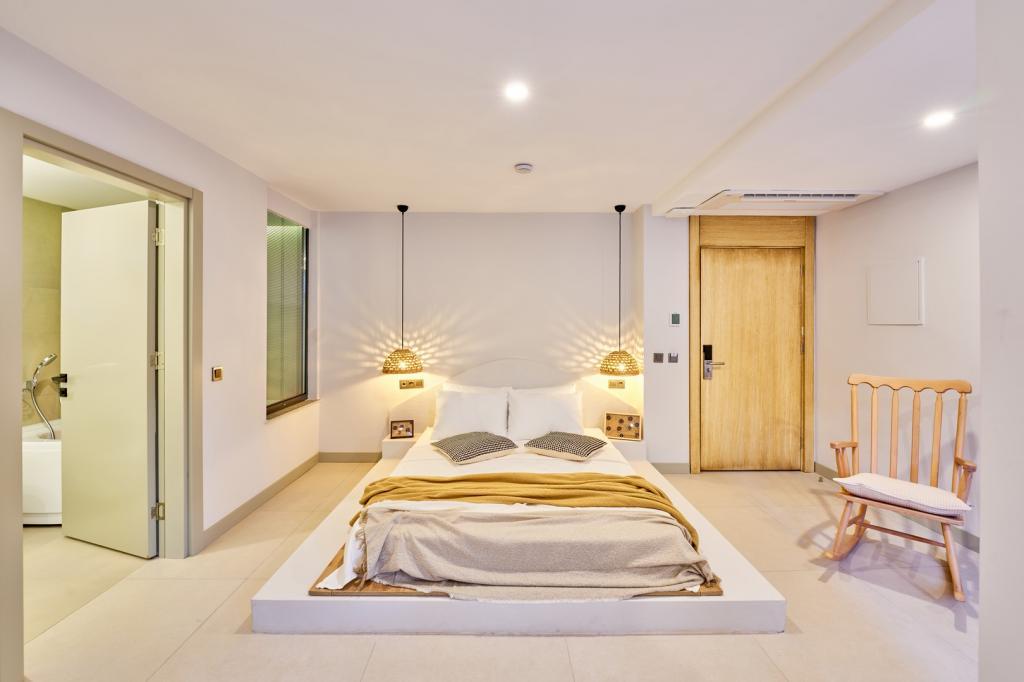 Lilium Boutique Hotel — 4