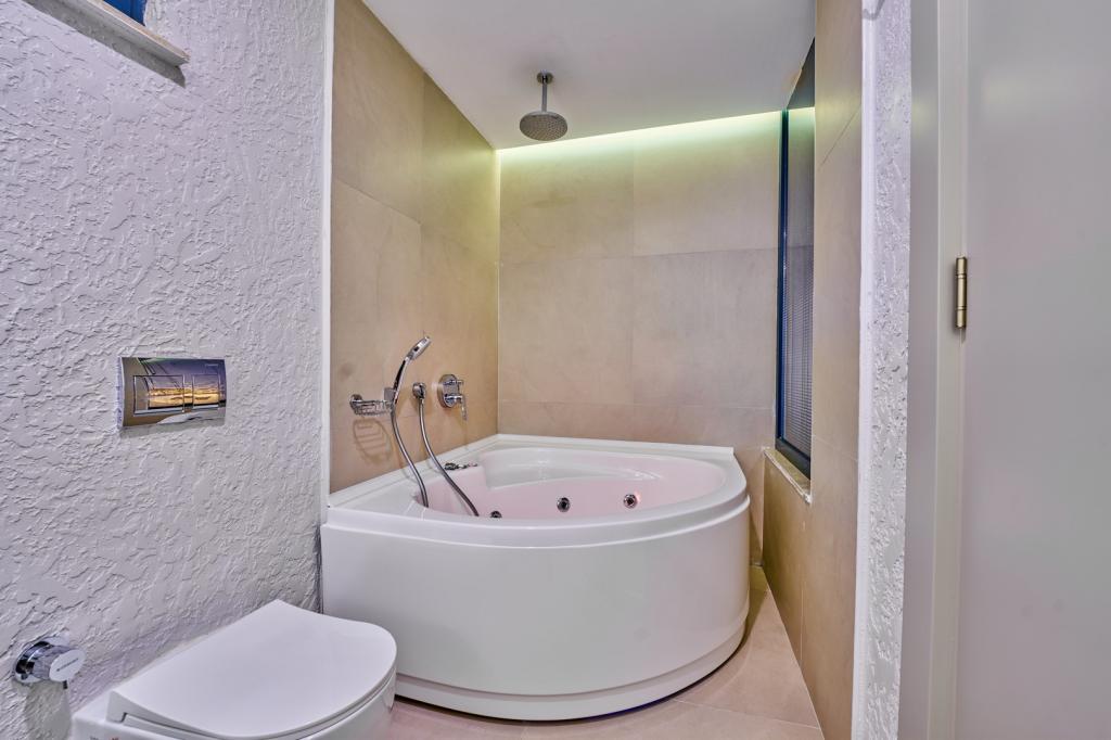 Lilium Boutique Hotel — 5