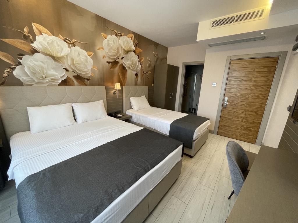 Mithras Hotel İzmir Alsancak — 9