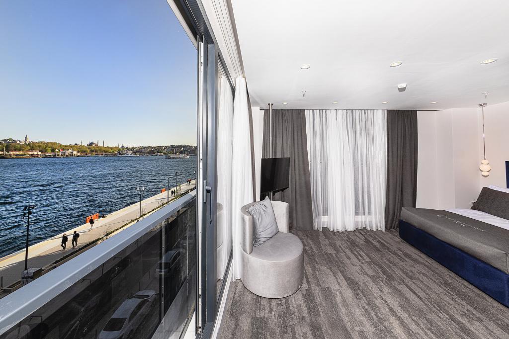 Pera Bosphorus Hotel — 9