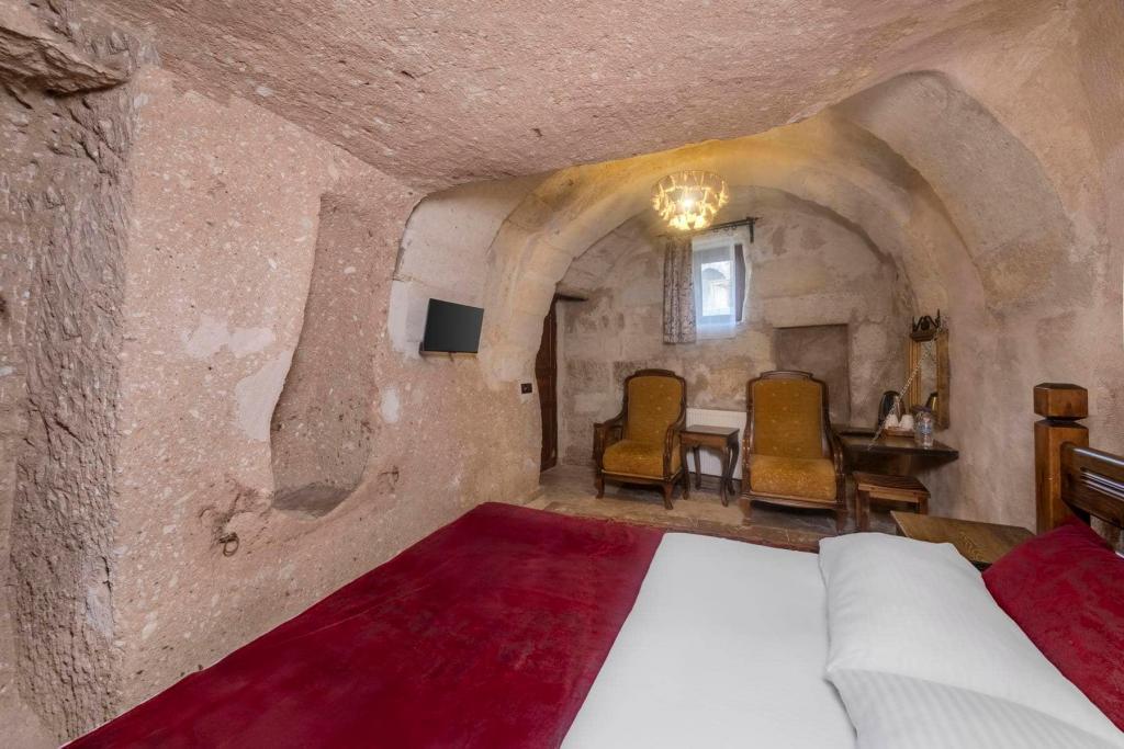 Zula Cave House — 5