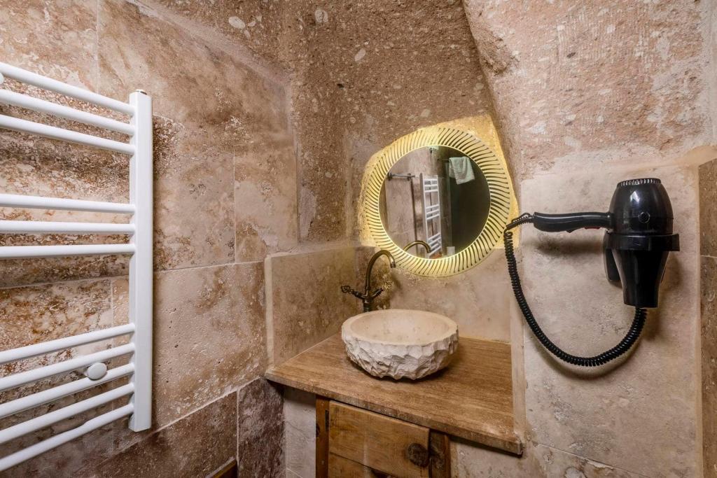 Zula Cave House — 6