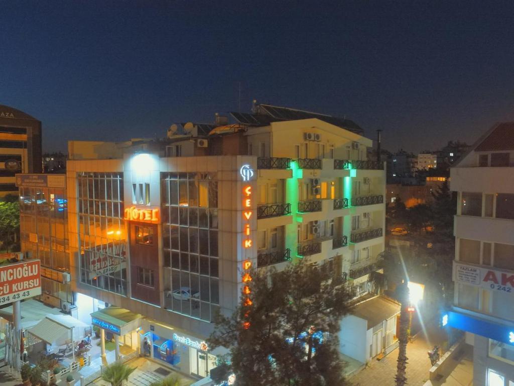 Çevik Palace Hotel — 2