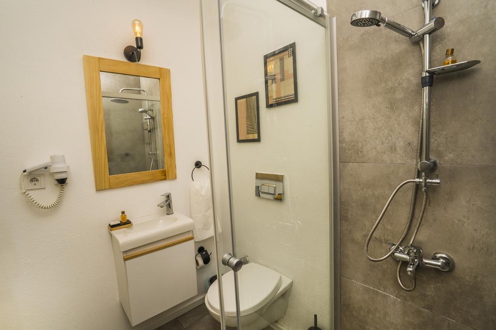 Dud Alaçatı Butik Otel — 4