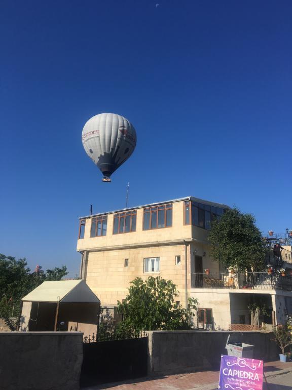 Capiedra Hotel — 2