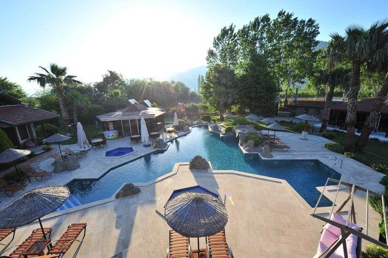 Grenadine Lodge — 2