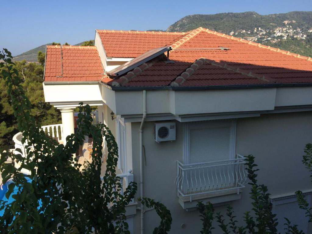 Villa Royal — 10