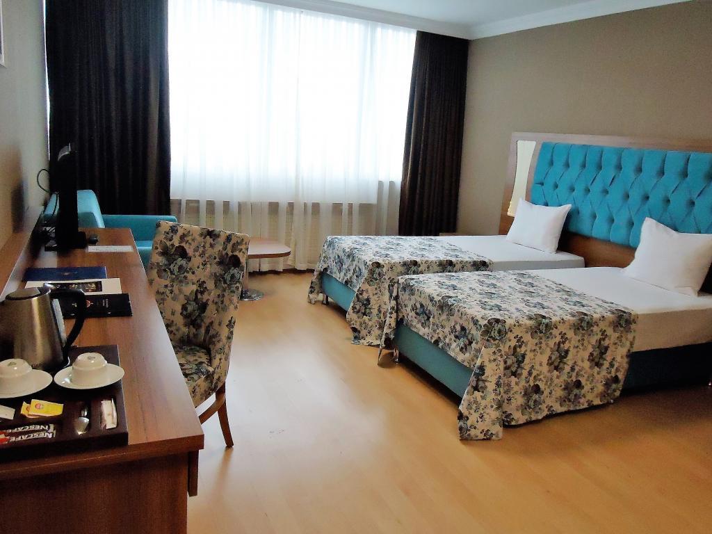 Golden Lounge Hotel — 2