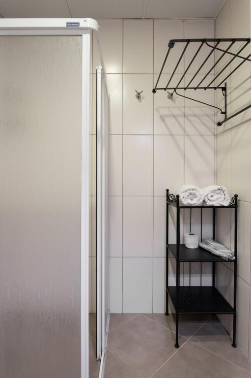 A Hotels & Suite — 10