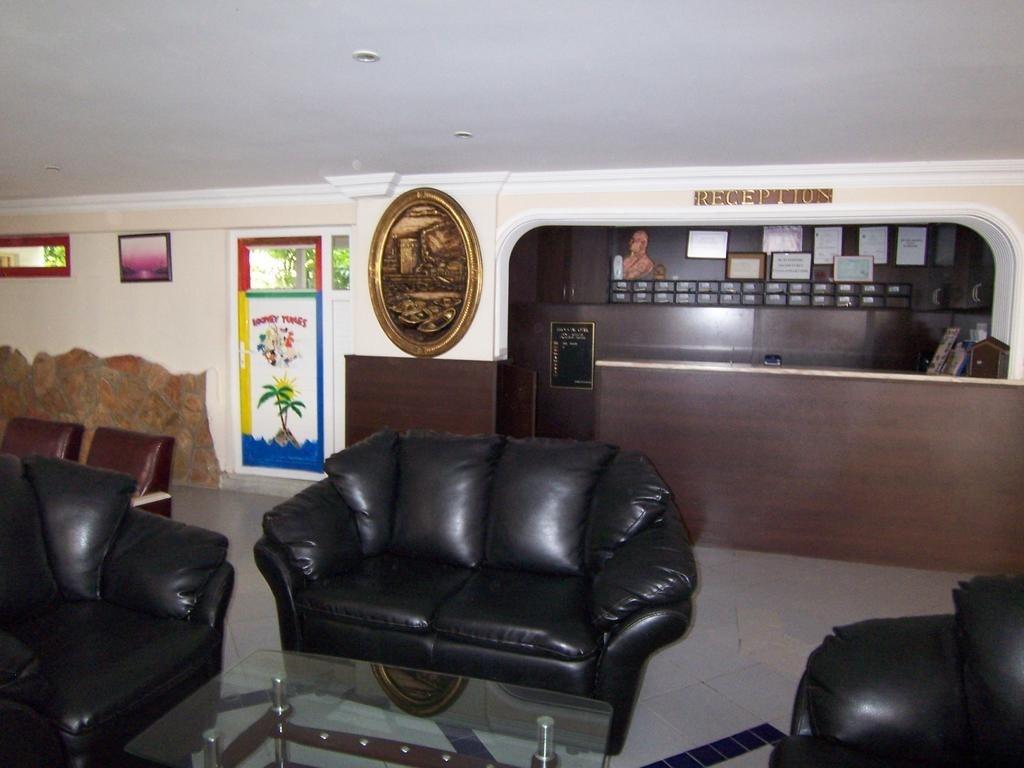 Semiz Apart Otel — 3