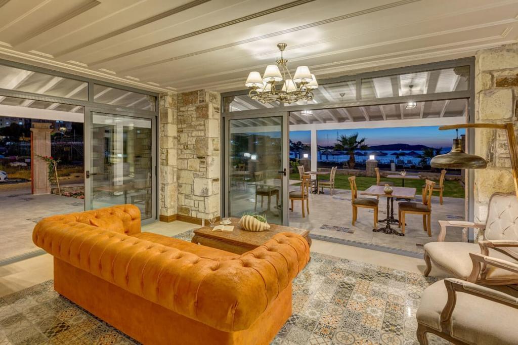 Navalia Otel Foça — 10