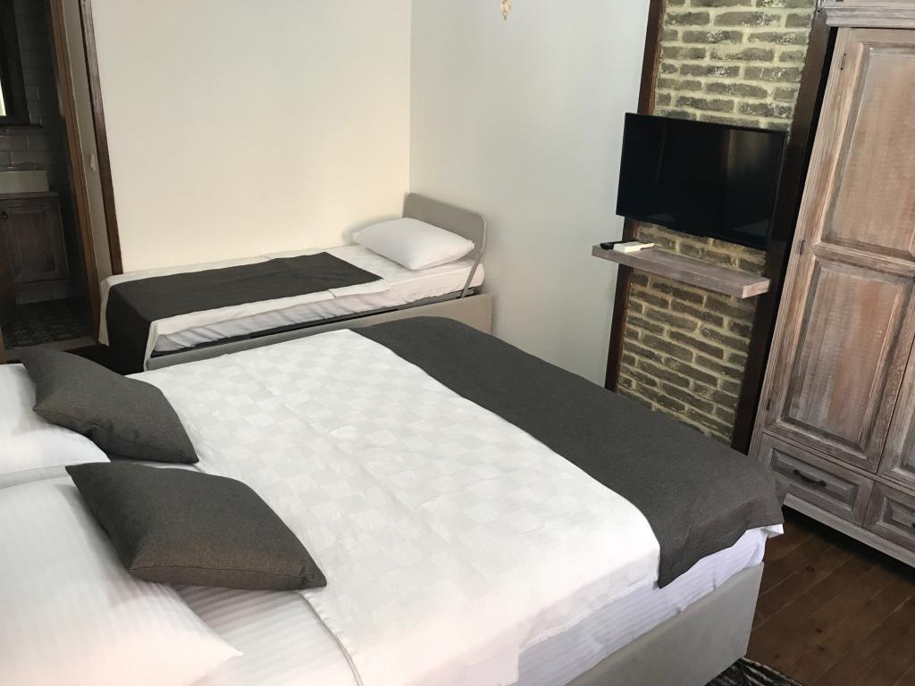 Ayshe Otel Foça — 4