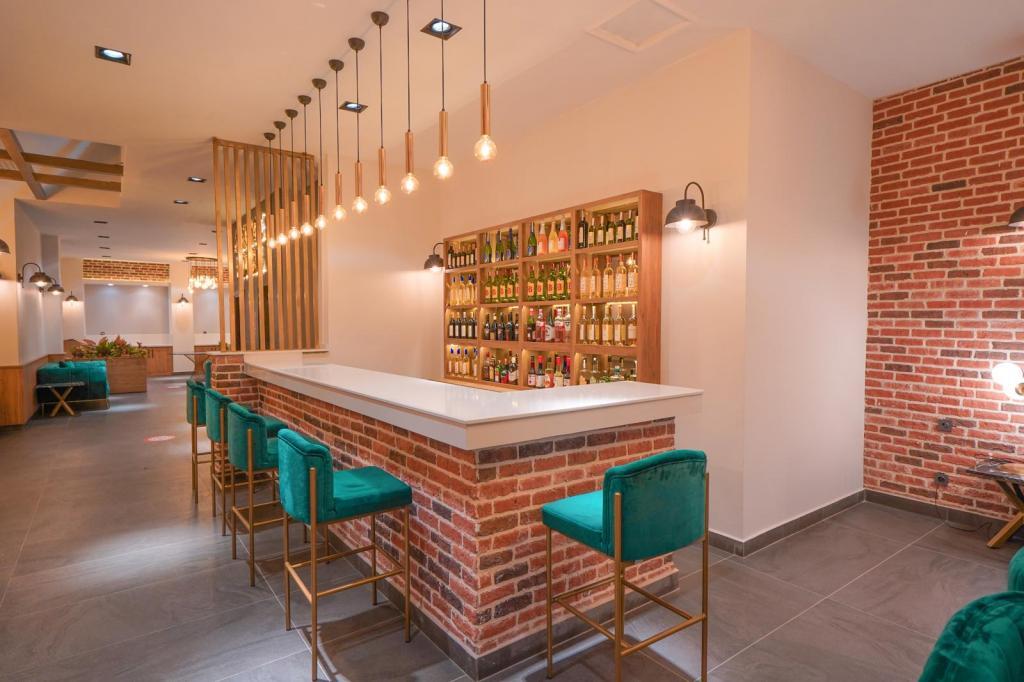 Amore Hotel — 8