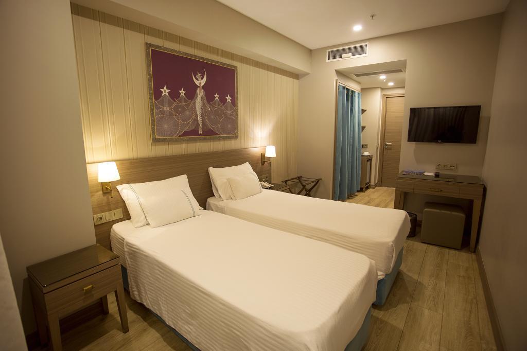 Taximist Hotel — 3