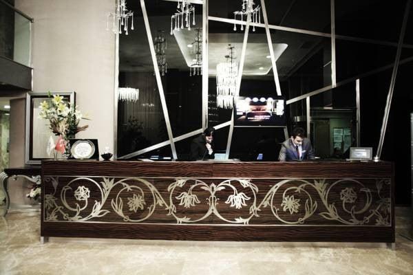 Demora Hotel — 4