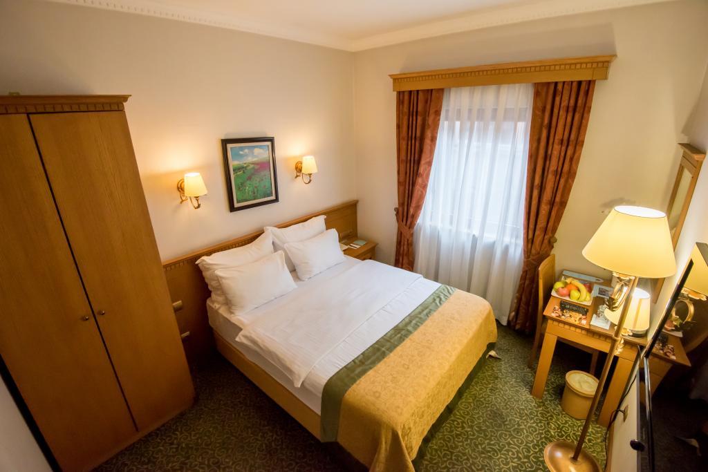 Ustapark Hotel — 4