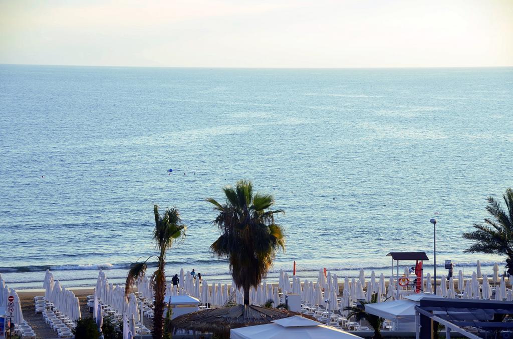 Saygılı Beach Hotel — 3
