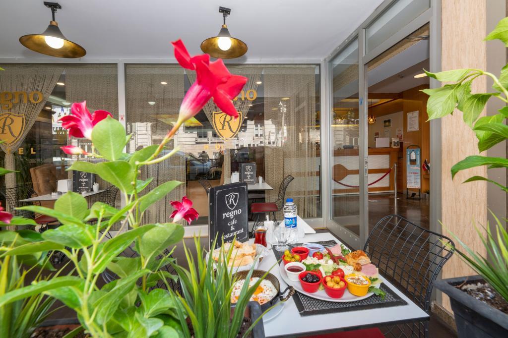 Regno Hotel — 10