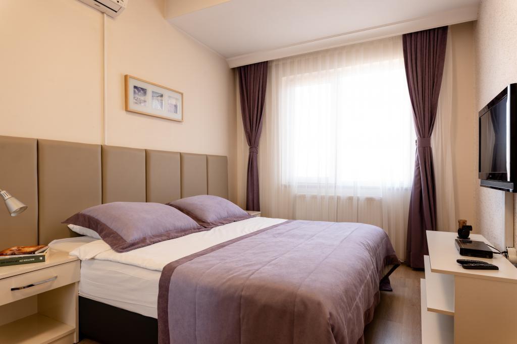 A Hotels & Suite — 6