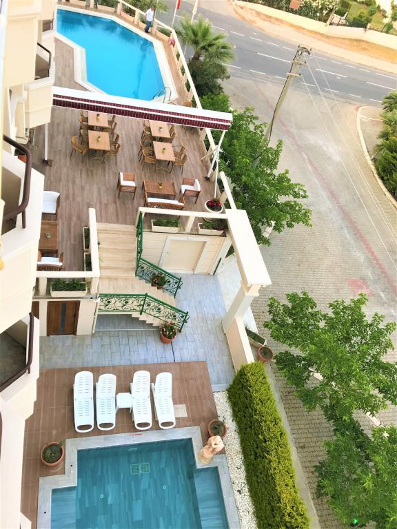 Lord Hotel — 7