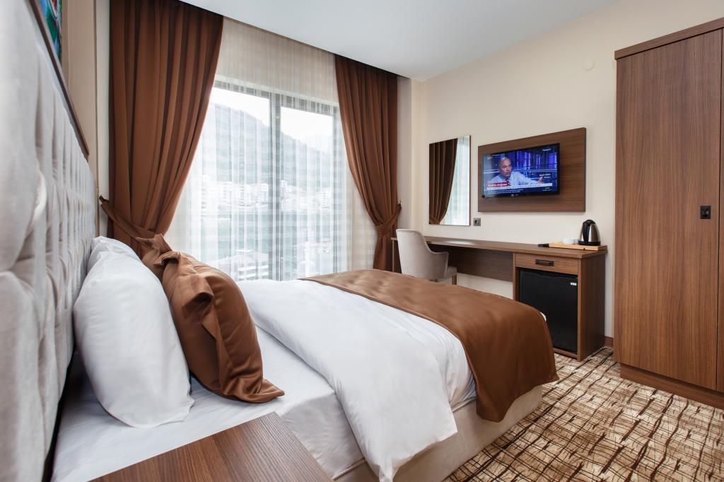 Grand Mela Hotel — 5