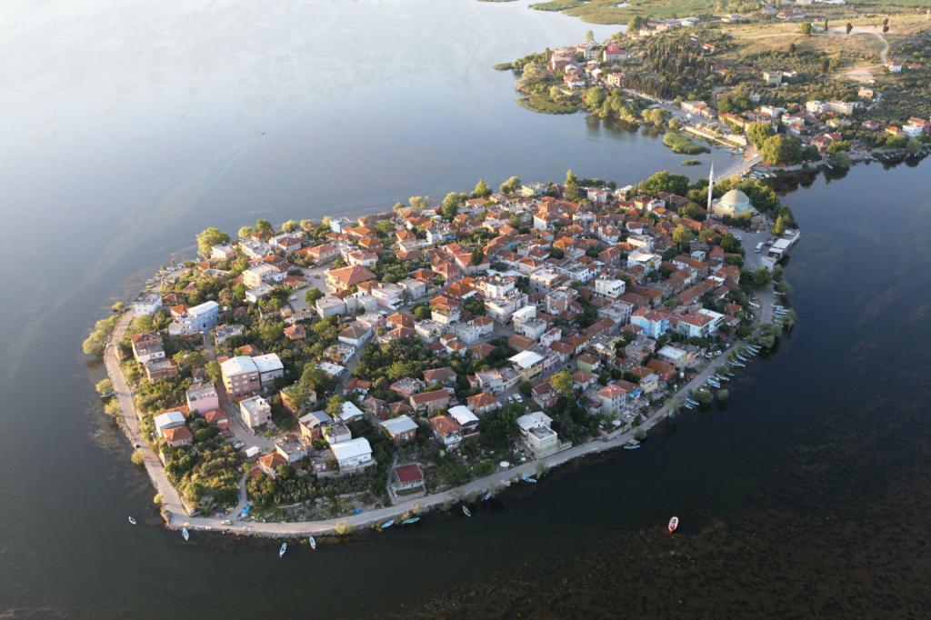 Faikbey Konağı Gölyazı