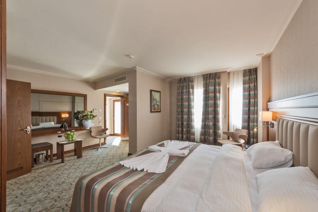 Bekdaş Hotel Deluxe — 3