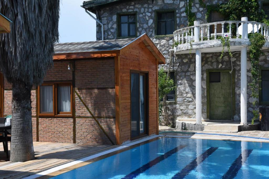 Otantik Taş Ev