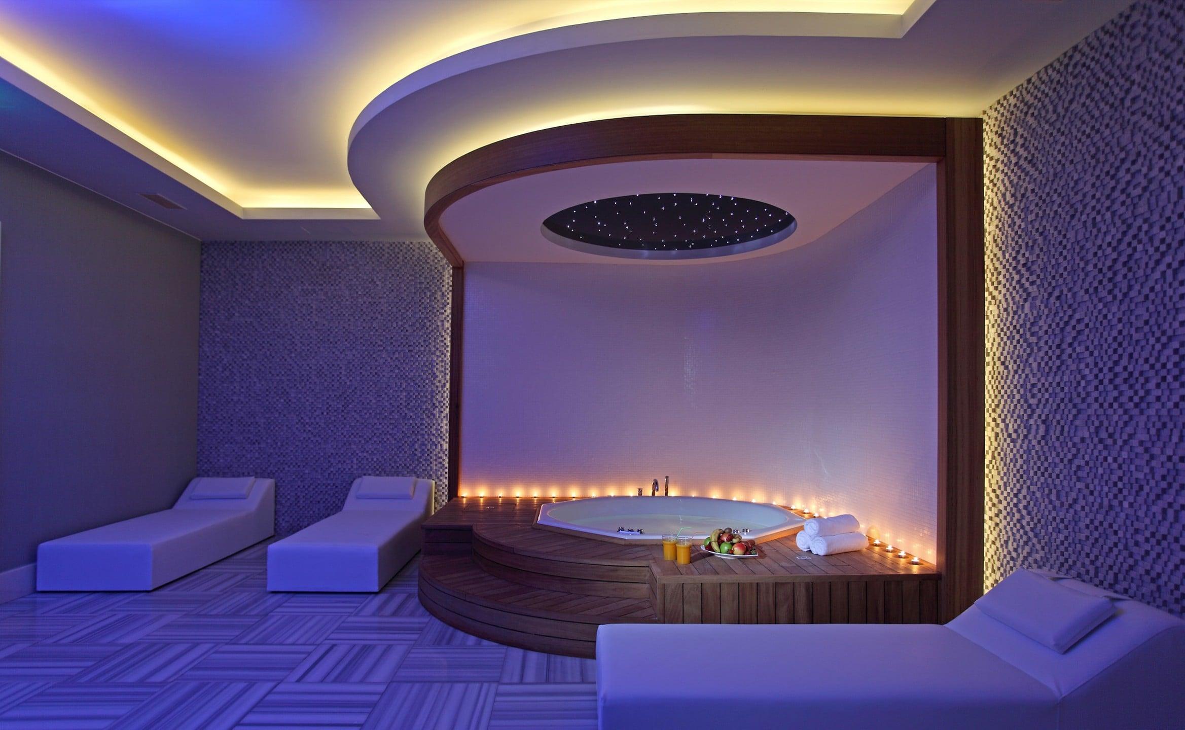Ramada Plaza By Wyndham Antalya — 2
