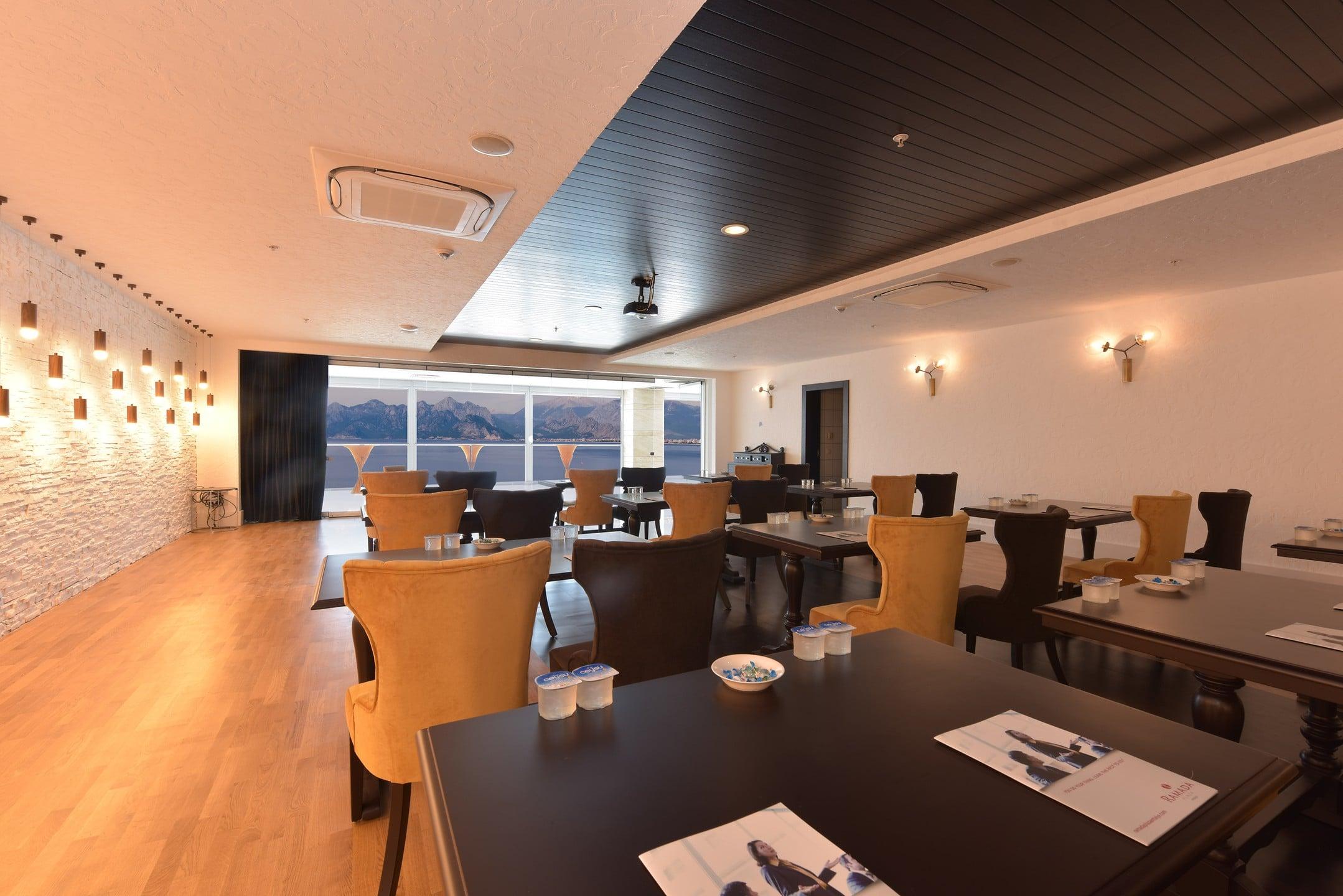 Ramada Plaza By Wyndham Antalya — 8