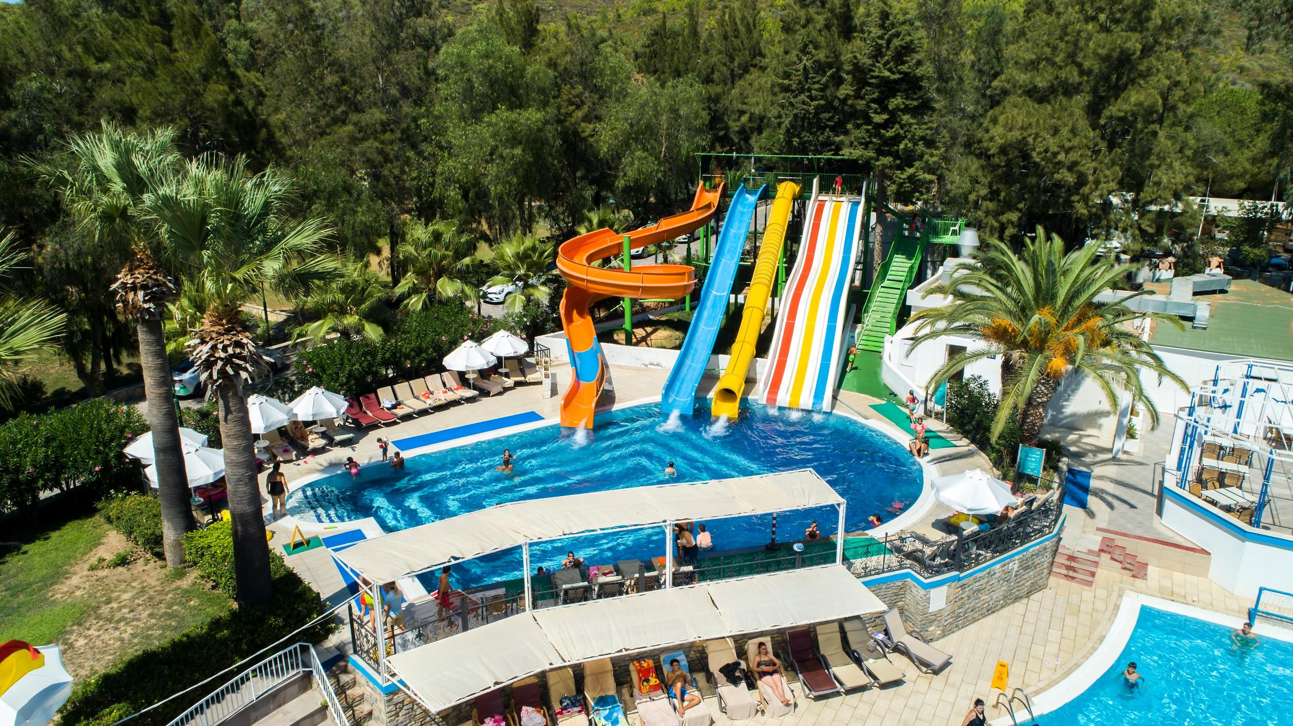 Crystal Green Bay Resort & Spa — 10