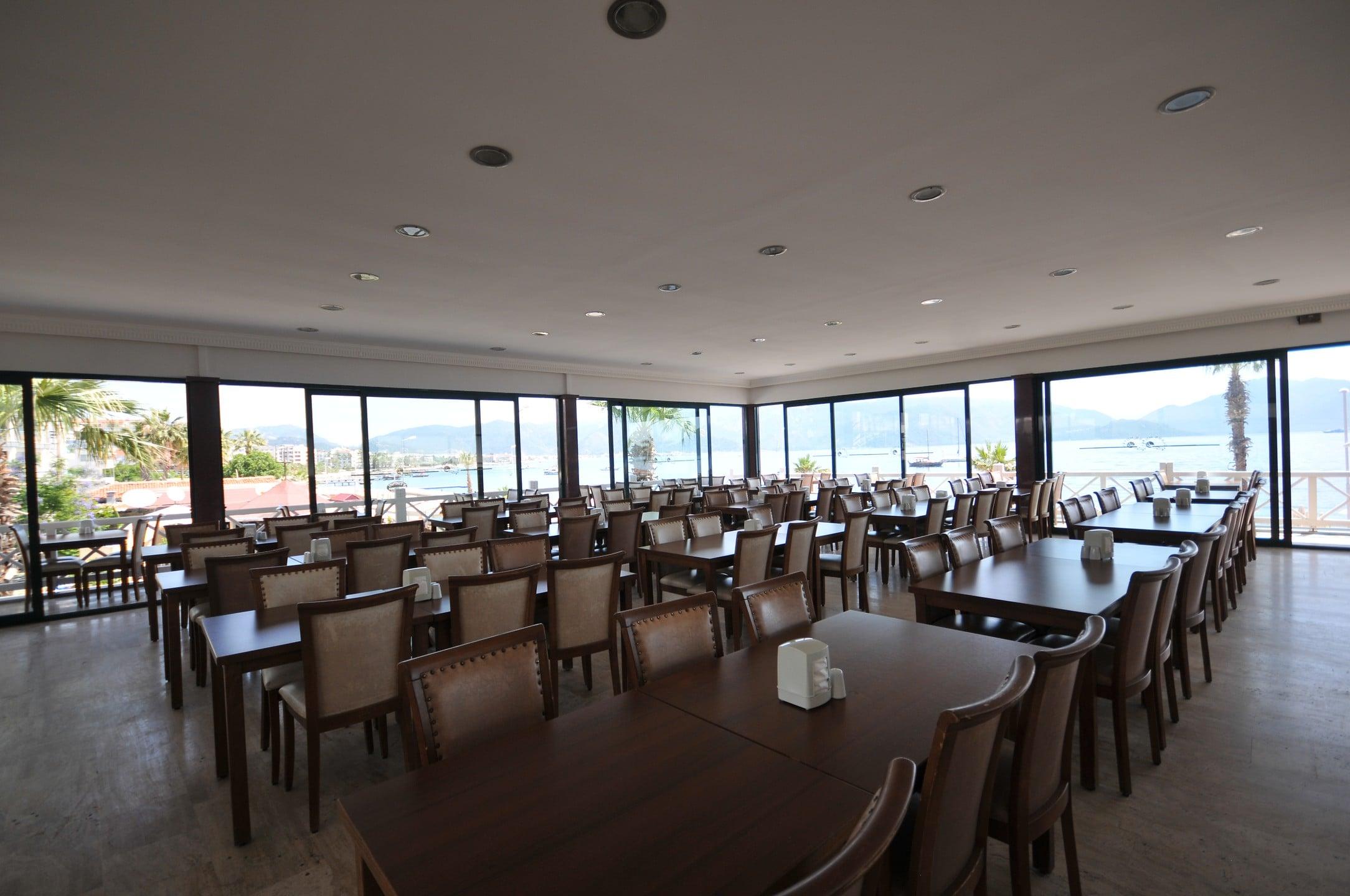 Class Beach Hotel — 3