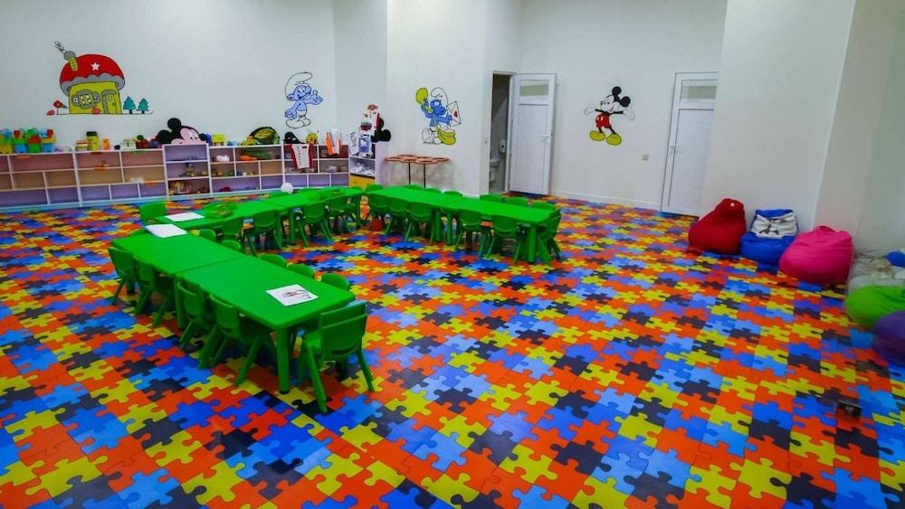 Dream Family Club — 7