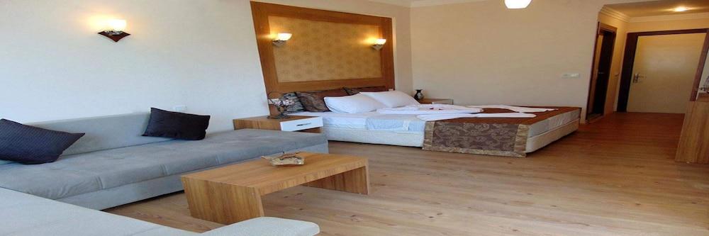 Boutique Nergiz Hotel — 9
