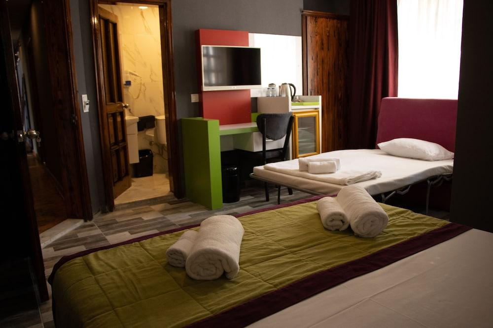 Orange Owl Hotel — 5