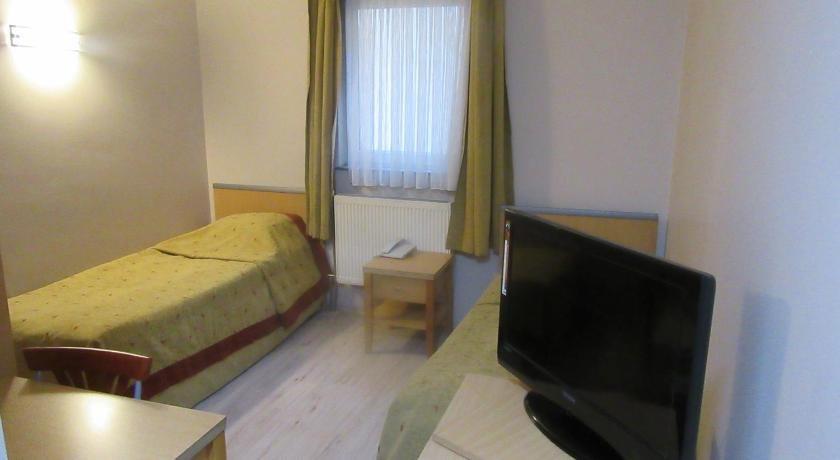 Amiller Hotel — 2
