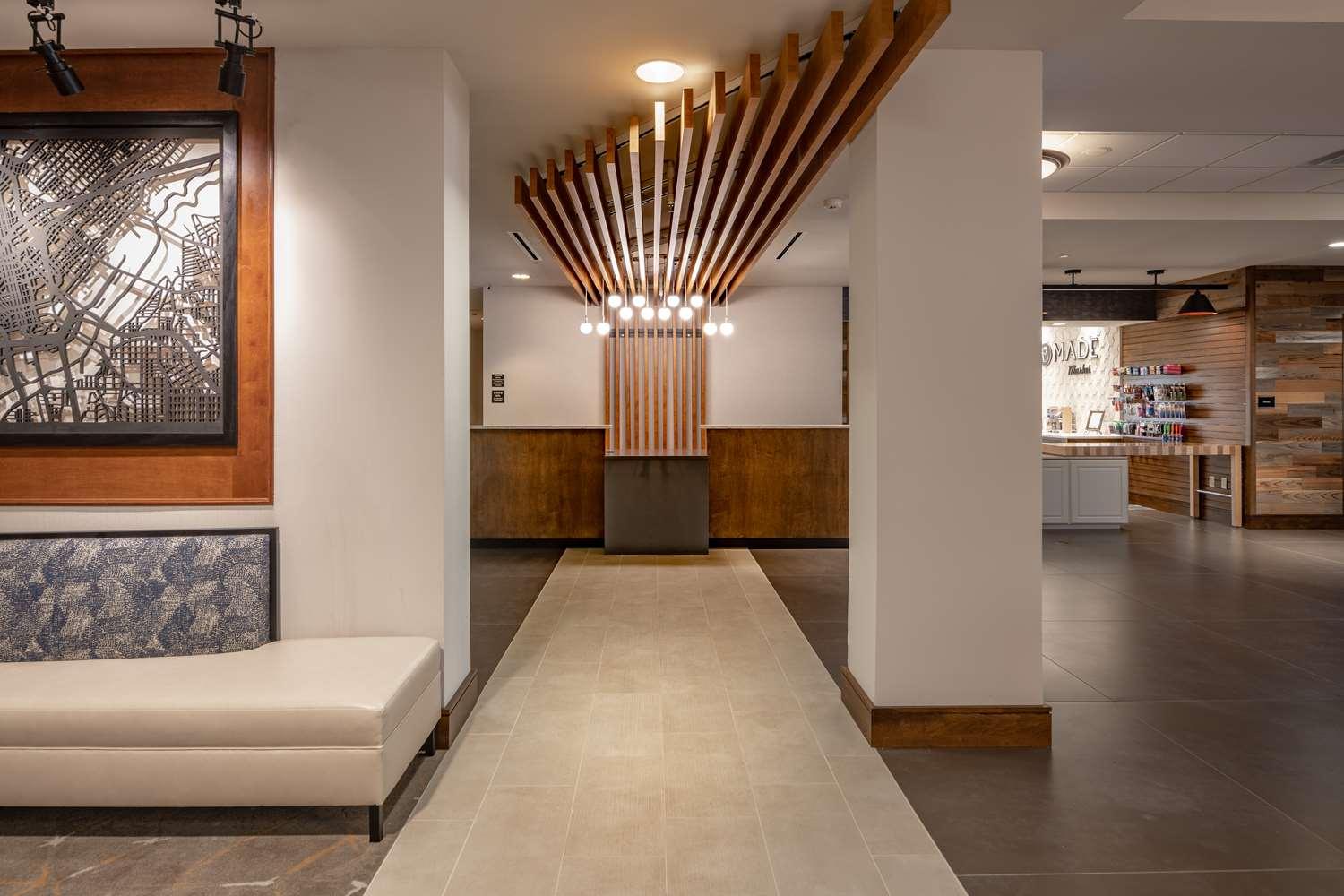DoubleTree by Hilton Hotel Dallas - Farmers Branch — 10