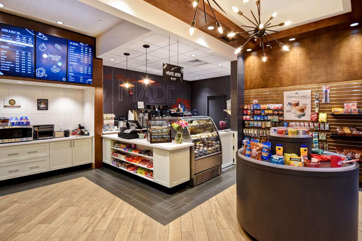 Doubletree By Hilton Deadwood At Cadillac Jack's — 8