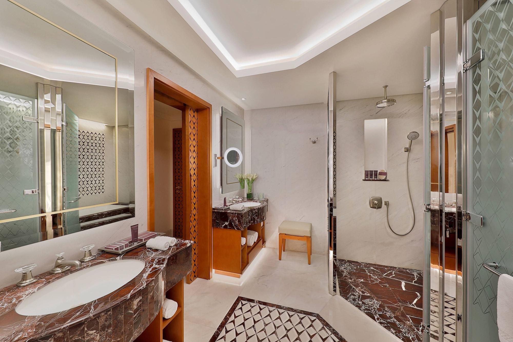 Al Bustan Palace A Ritz-Carlton Hotel 85476 — 7